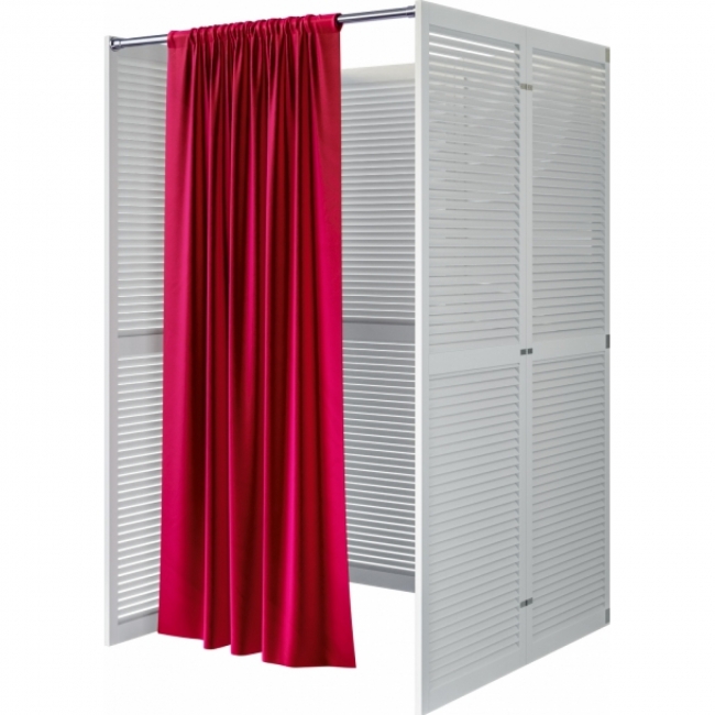 Примерочная кабина